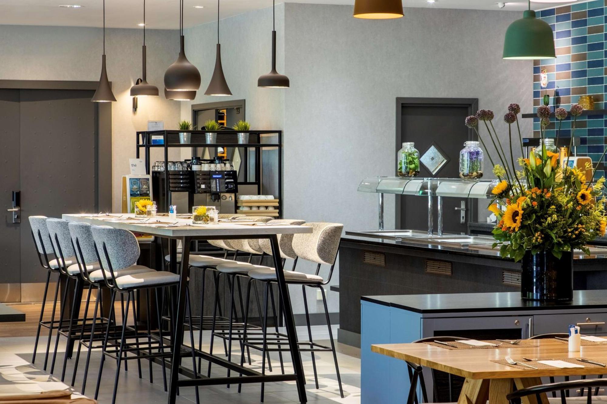 Nh Luxembourg Airport Hotel Niederanven Ngoại thất bức ảnh