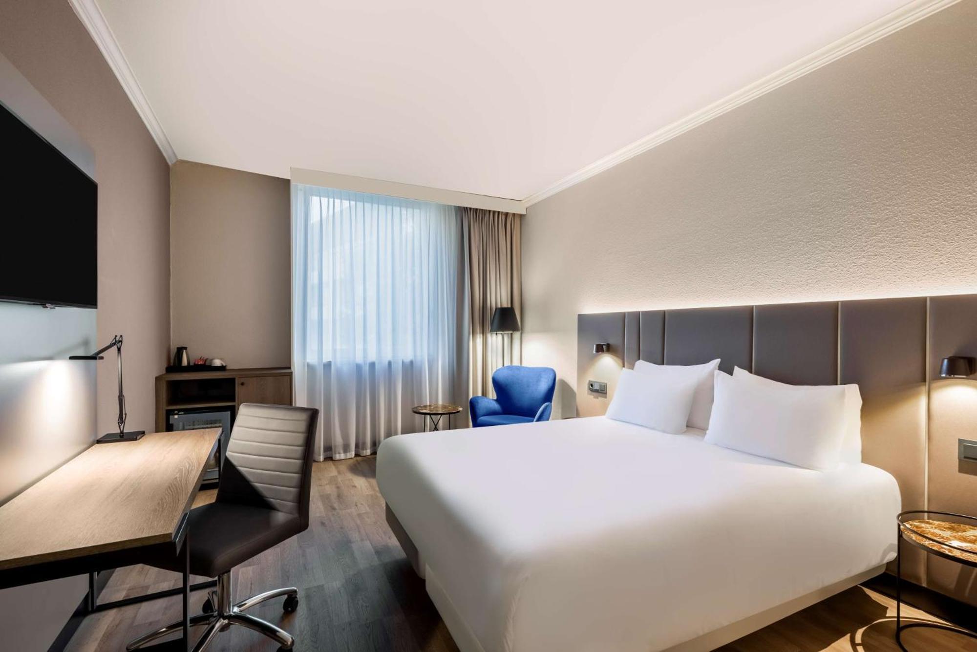Nh Luxembourg Airport Hotel Niederanven Ngoại thất bức ảnh