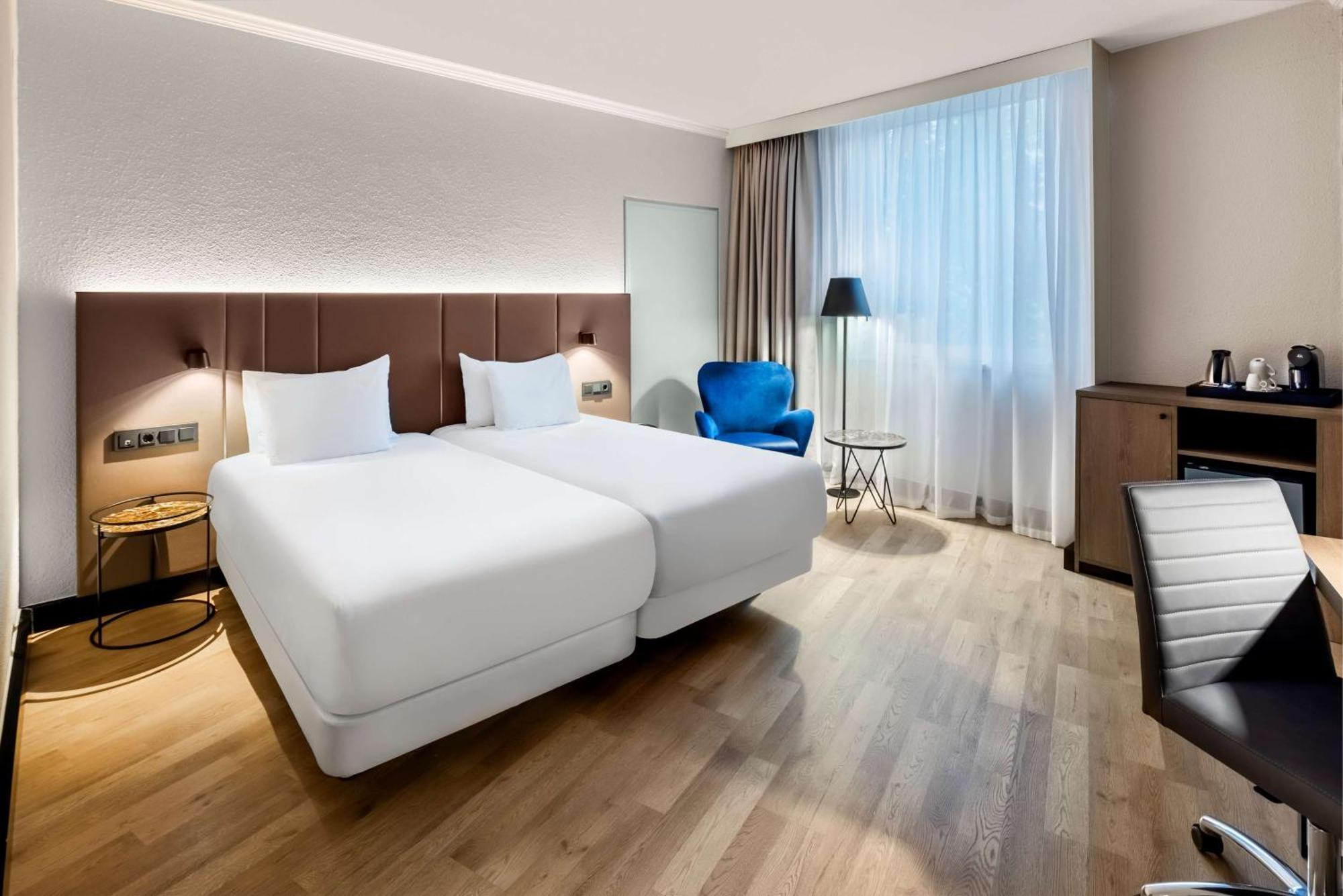 Nh Luxembourg Airport Hotel Niederanven Ngoại thất bức ảnh
