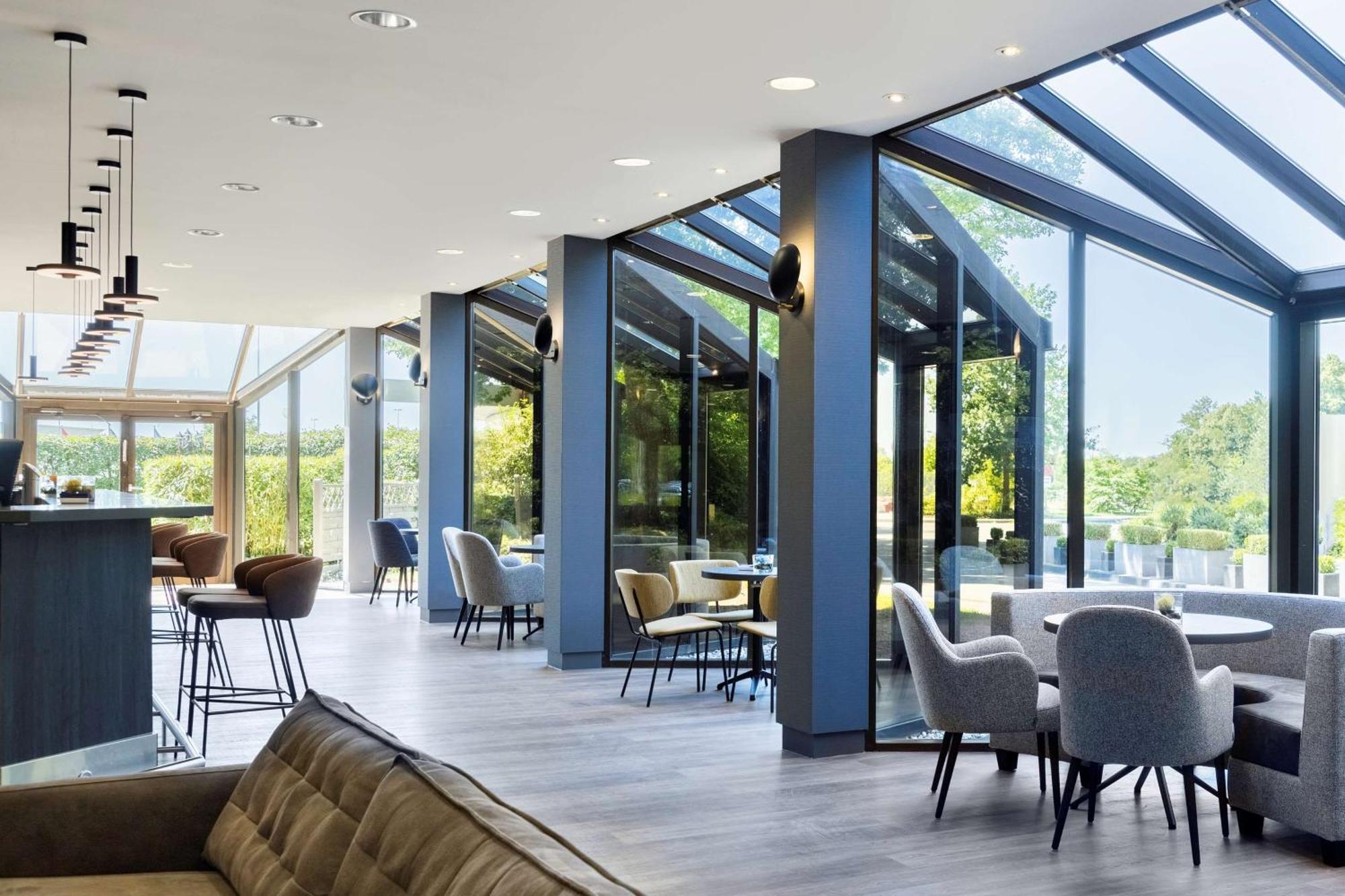 Nh Luxembourg Airport Hotel Niederanven Ngoại thất bức ảnh